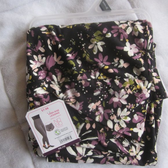 Juniors' V-Front Crossover Soft Leggings NWT Painted Floral Brand: No Boundaries - Picture 7 of 7